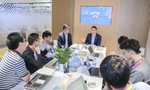 李斌首度披露蔚來上市計劃，承認ES8量產延期縮略圖