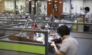 周大福深圳工廠停工停產縮略圖