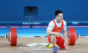石智勇賽后流淚：內收肌可能斷了縮略圖