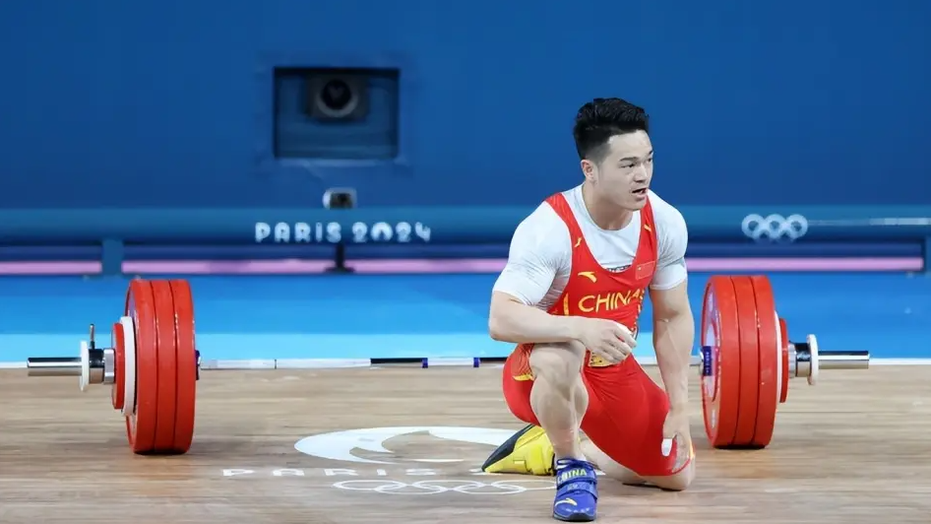石智勇賽后流淚：內(nèi)收肌可能斷了插圖