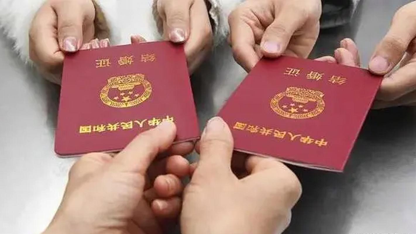 專家稱2023年出現(xiàn)補(bǔ)償性結(jié)婚潮