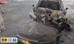 小米通報SU7高速碰撞爆燃事件細節縮略圖